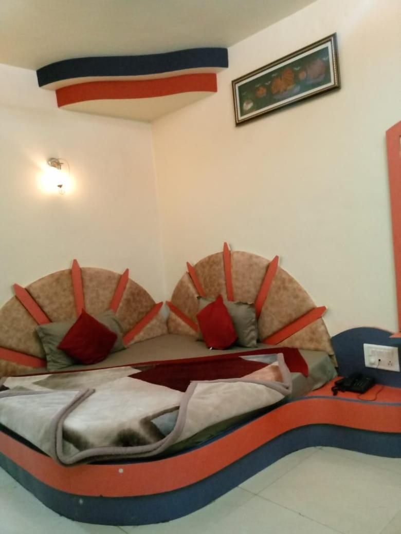 Hotel Amar Palace Pachmarhī מראה חיצוני תמונה