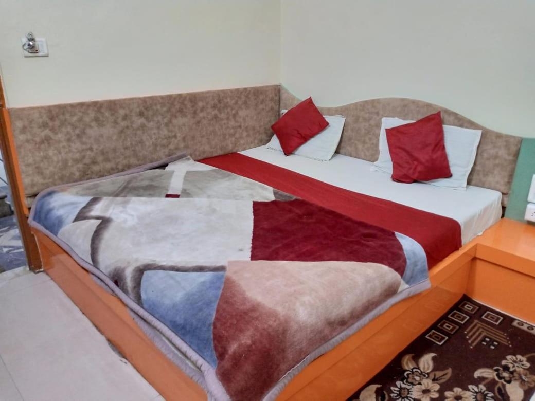 Hotel Amar Palace Pachmarhī מראה חיצוני תמונה