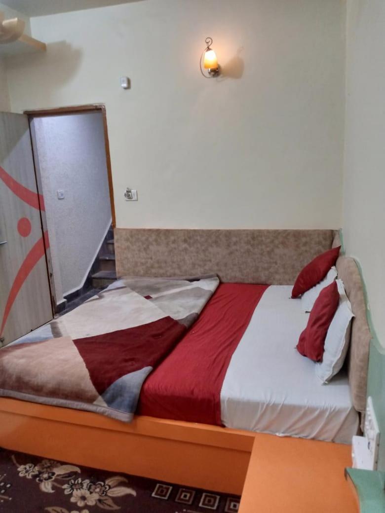 Hotel Amar Palace Pachmarhī מראה חיצוני תמונה