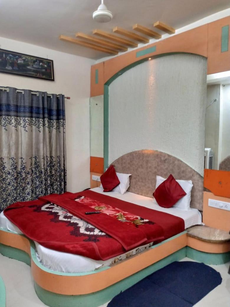 Hotel Amar Palace Pachmarhī מראה חיצוני תמונה