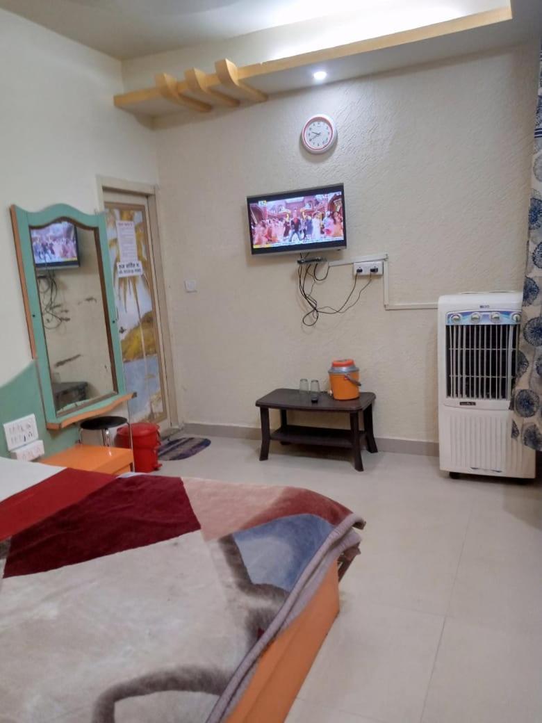 Hotel Amar Palace Pachmarhī מראה חיצוני תמונה